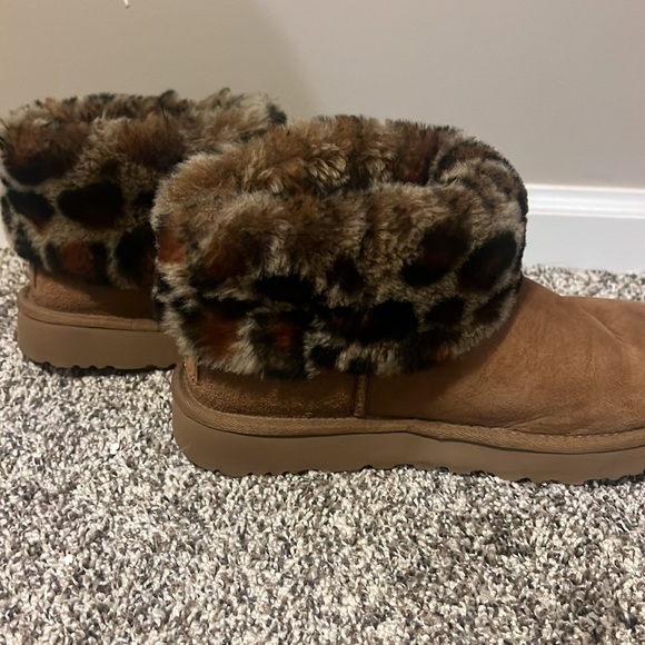 Ugg Mini Boots - Picture 4 of 4
